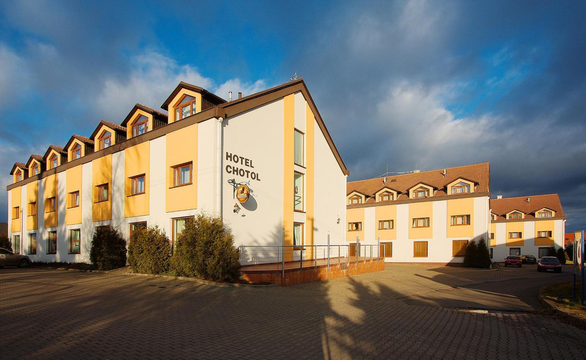 乔托尔酒店 Horoměřice 外观 照片